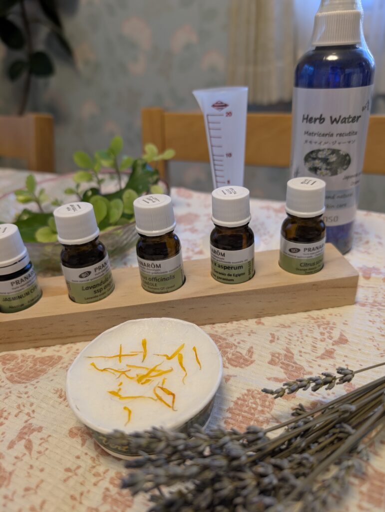 川崎市緑化センター
ハーブを使った講習会～ハーブの石けんづくり