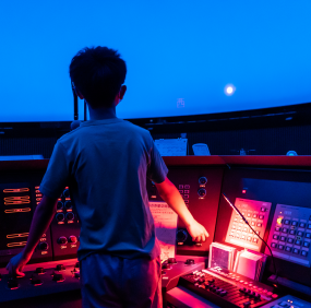 サイエンス教室
プラネタリウムバックヤードツアー