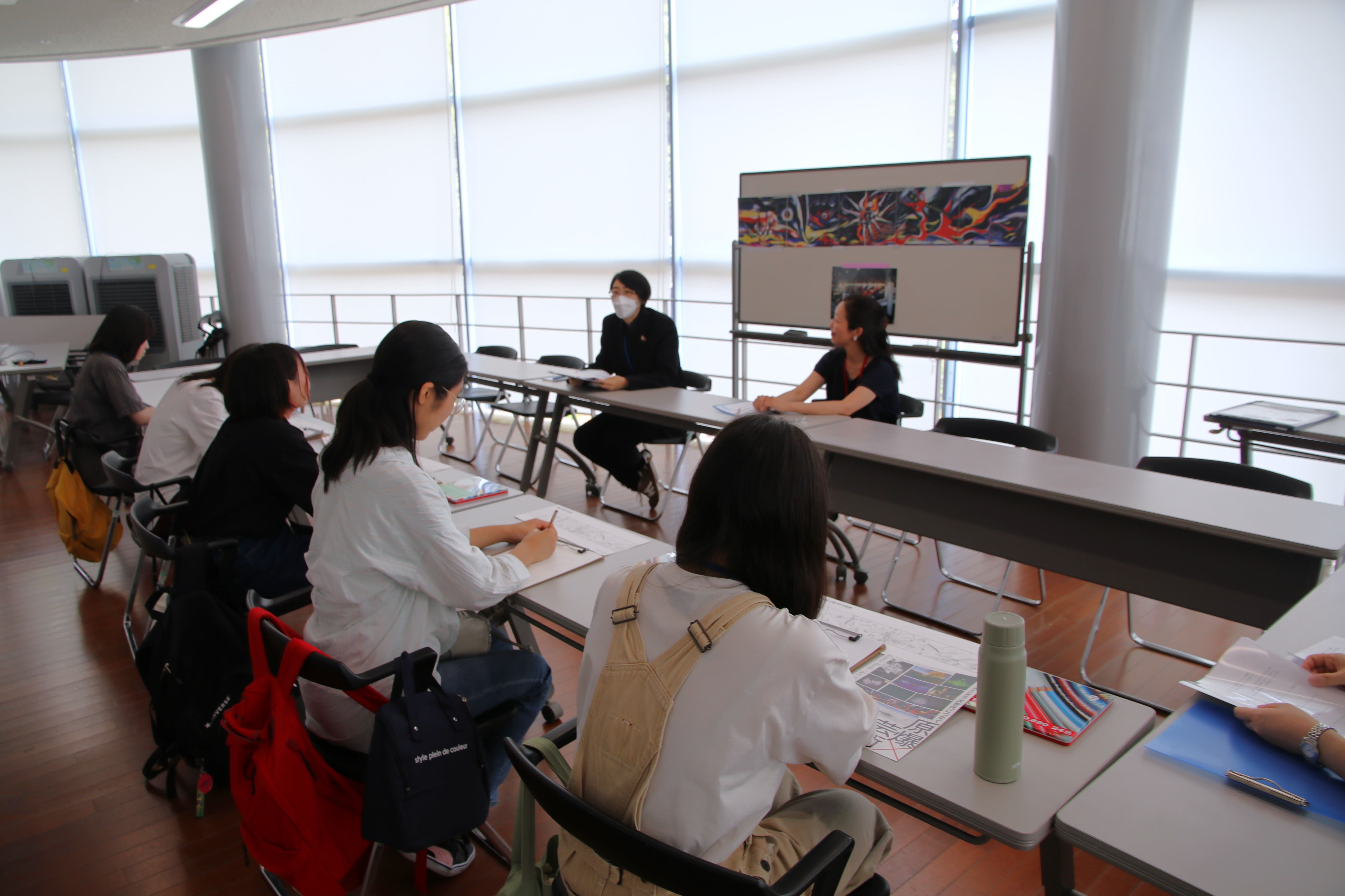 岡本太郎美術館 
高校生のための岡本太郎美術館でキャリア探索 ―美術館の仕事を知る
岡本太郎のデザインの仕事を知る―